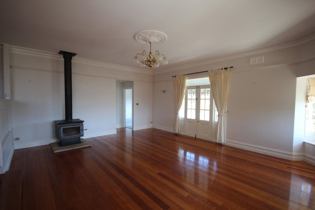 4 Allport Place LENAH VALLEY 6