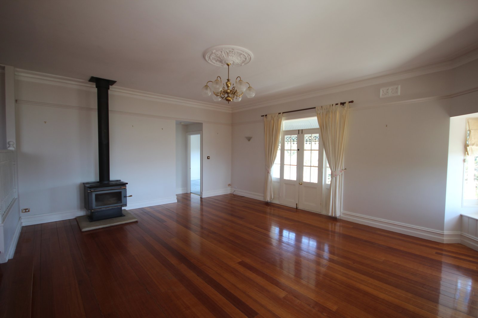 4 Allport Place LENAH VALLEY 6