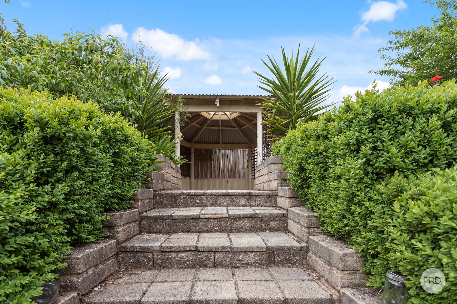 4 Alma Court KANGAROO FLAT 18
