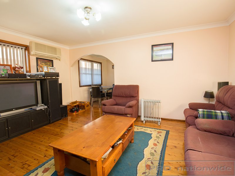 4 Alvira Close RUTHERFORD 4