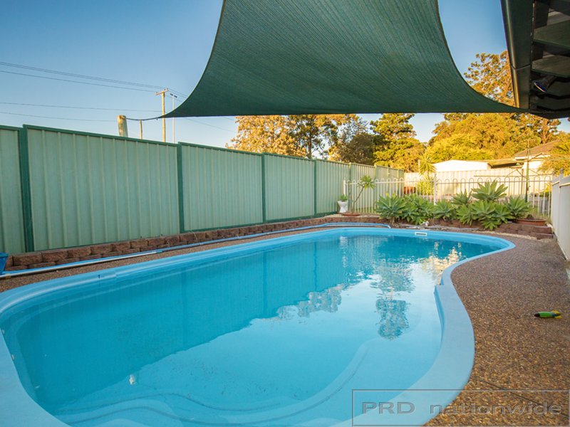 4 Alvira Close RUTHERFORD 9