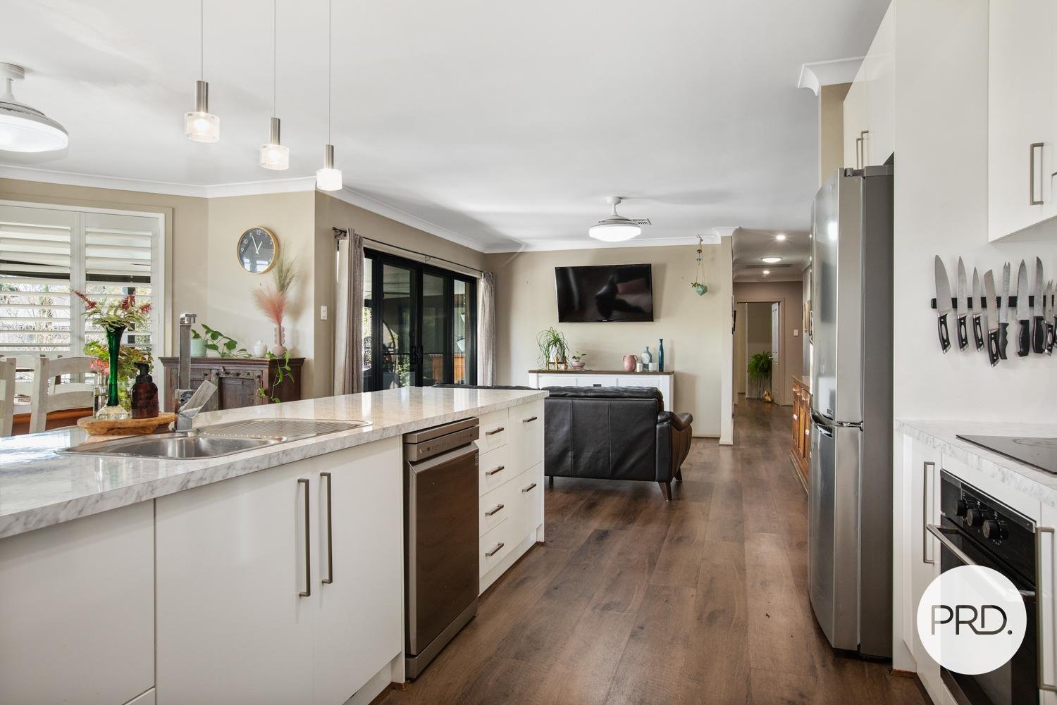 4 Amber Grove BOLWARRA HEIGHTS 6