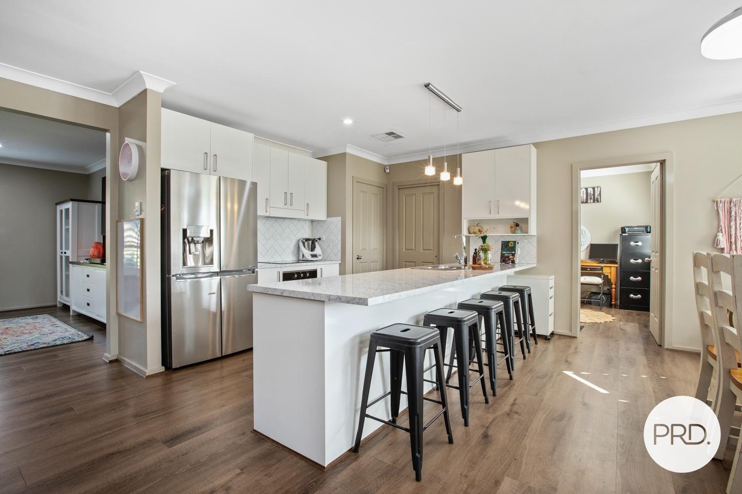 4 Amber Grove BOLWARRA HEIGHTS 8