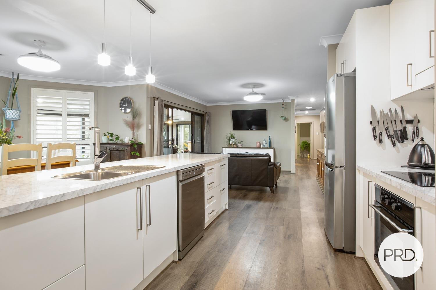 4 Amber Grove BOLWARRA HEIGHTS 9