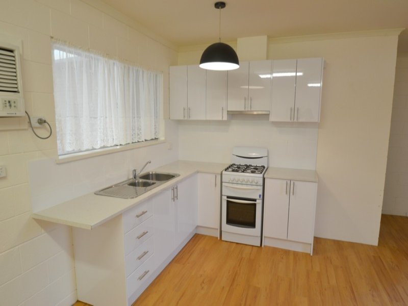 Gallery: 4 Anita Avenue