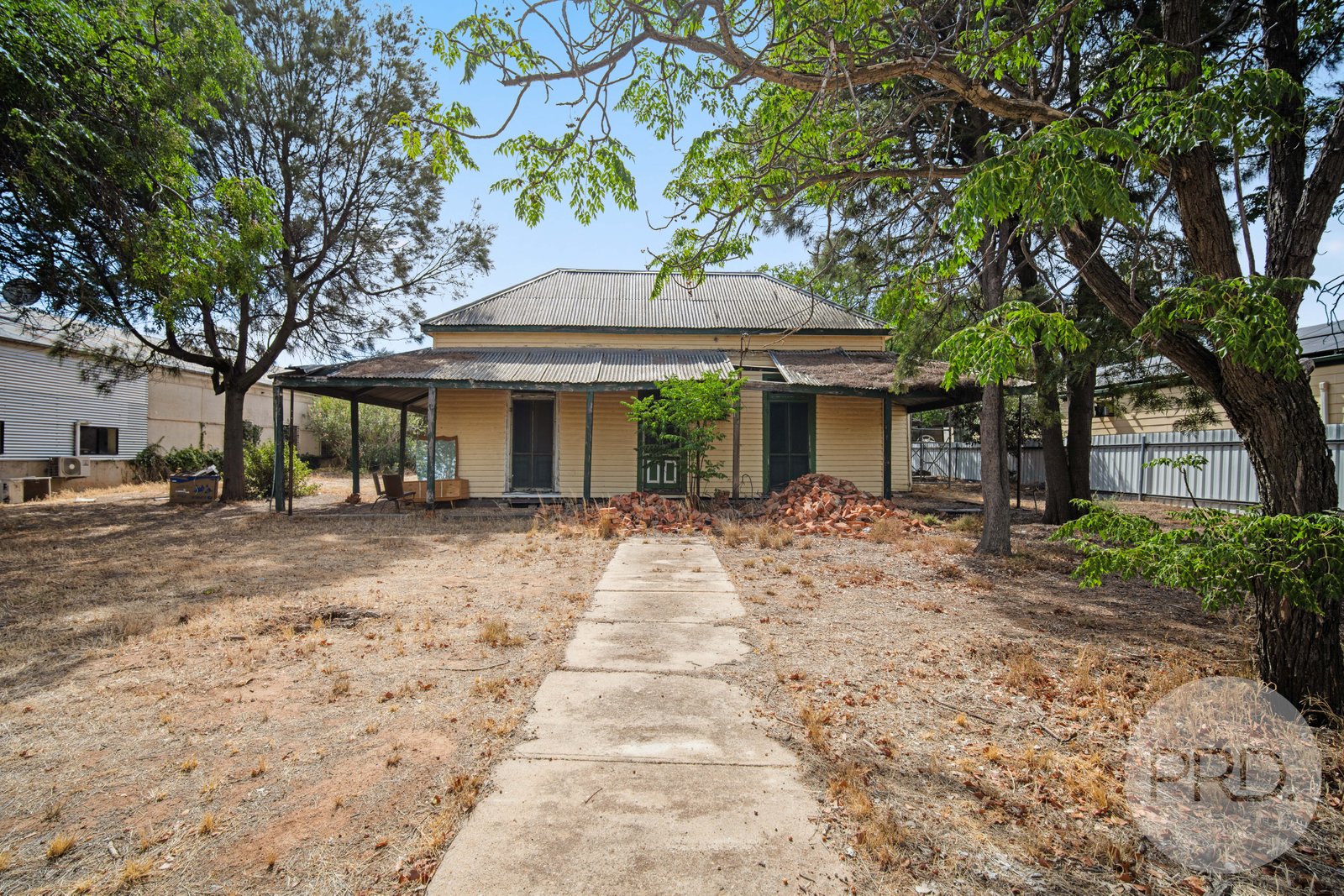 4 Anna Street URANA 1