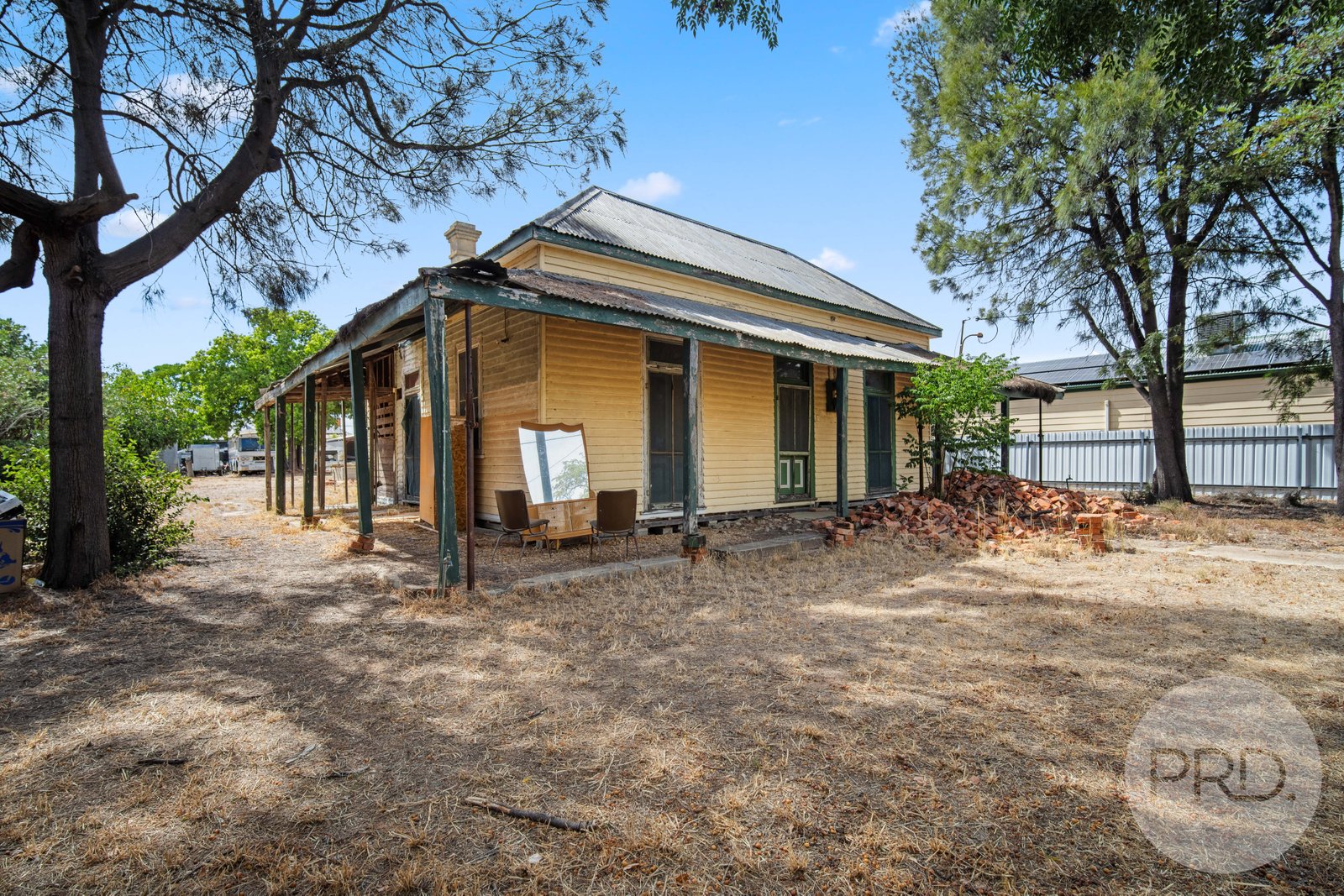 4 Anna Street URANA 2