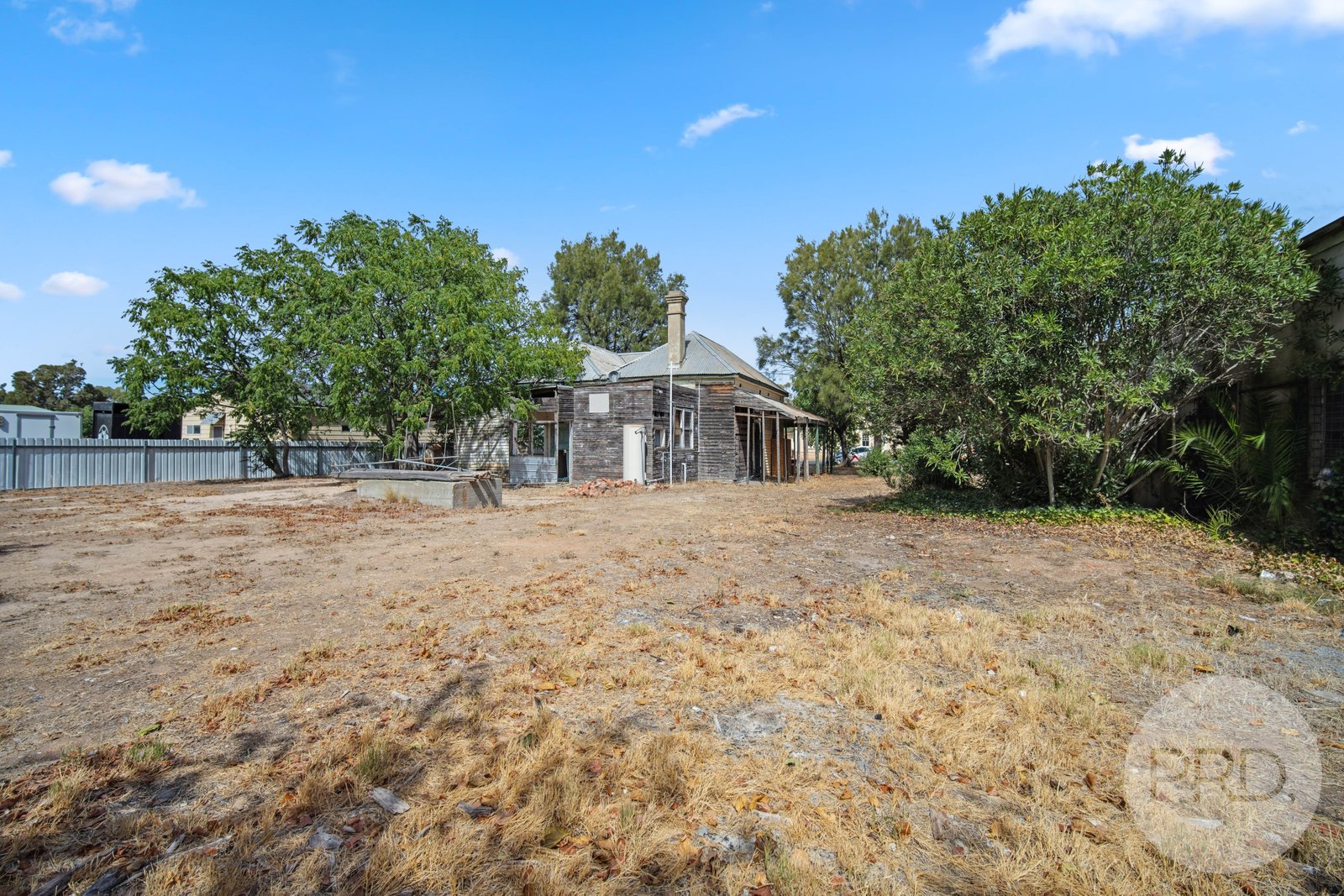 4 Anna Street URANA 3
