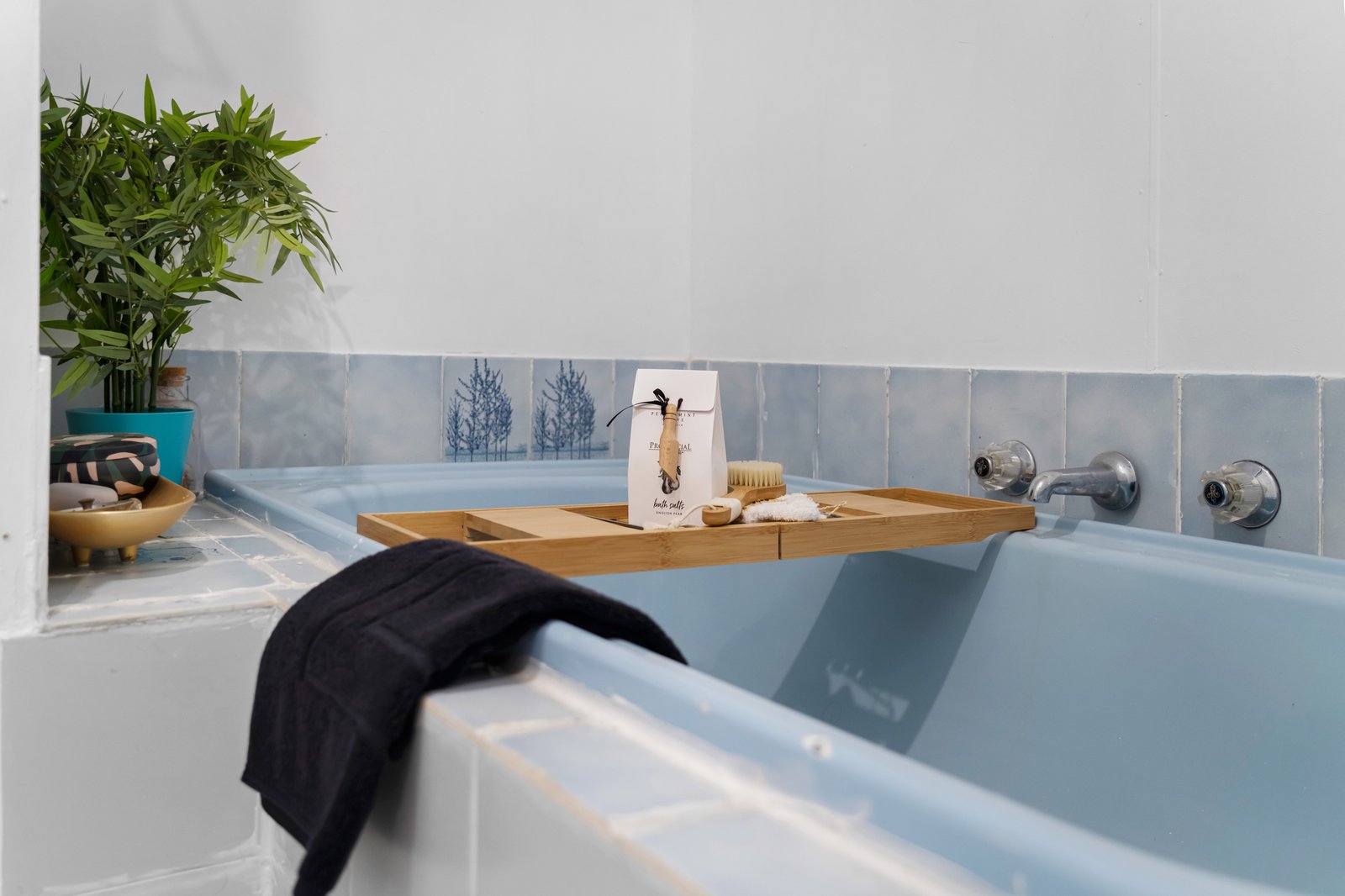 Real Estate and Property in 4 Anne Road, Woodend, VIC