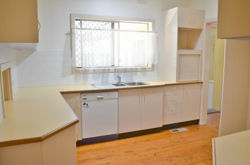 4 Anne Street TOLLAND 5