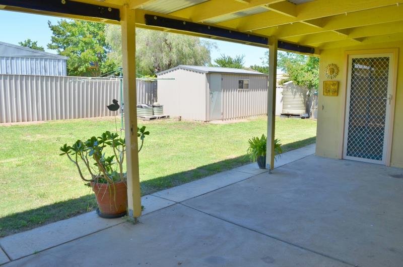 4 Anne Street TOLLAND 8