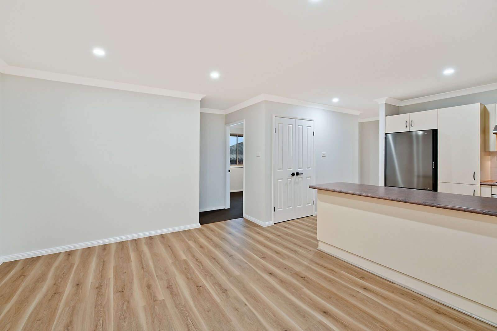 4 Antrim Close ASHTONFIELD 3