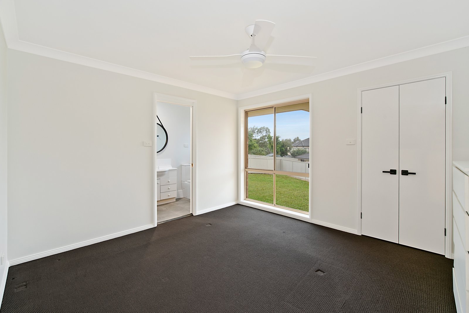 4 Antrim Close ASHTONFIELD 5