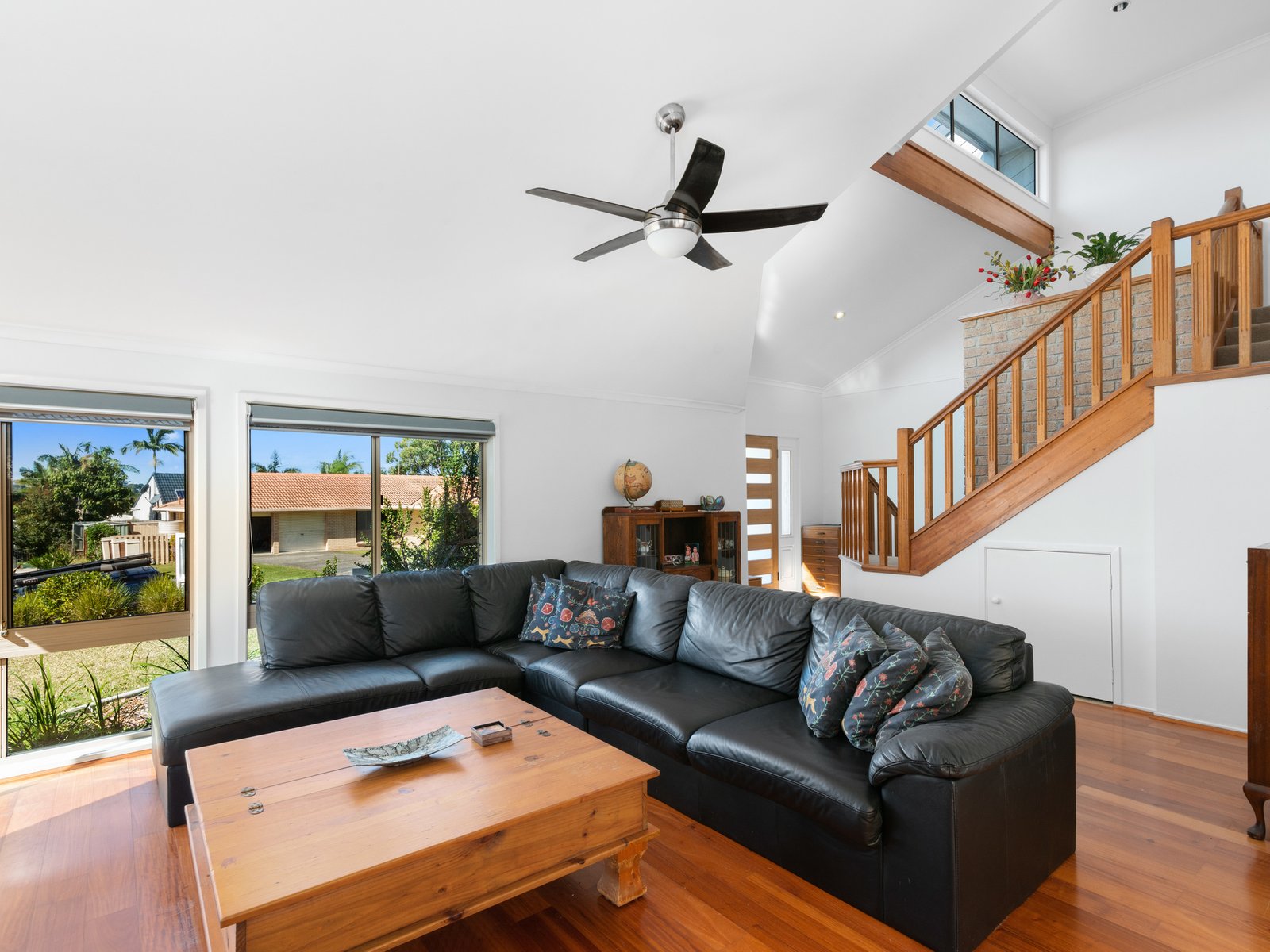 4 Applecross Way ELANORA 2