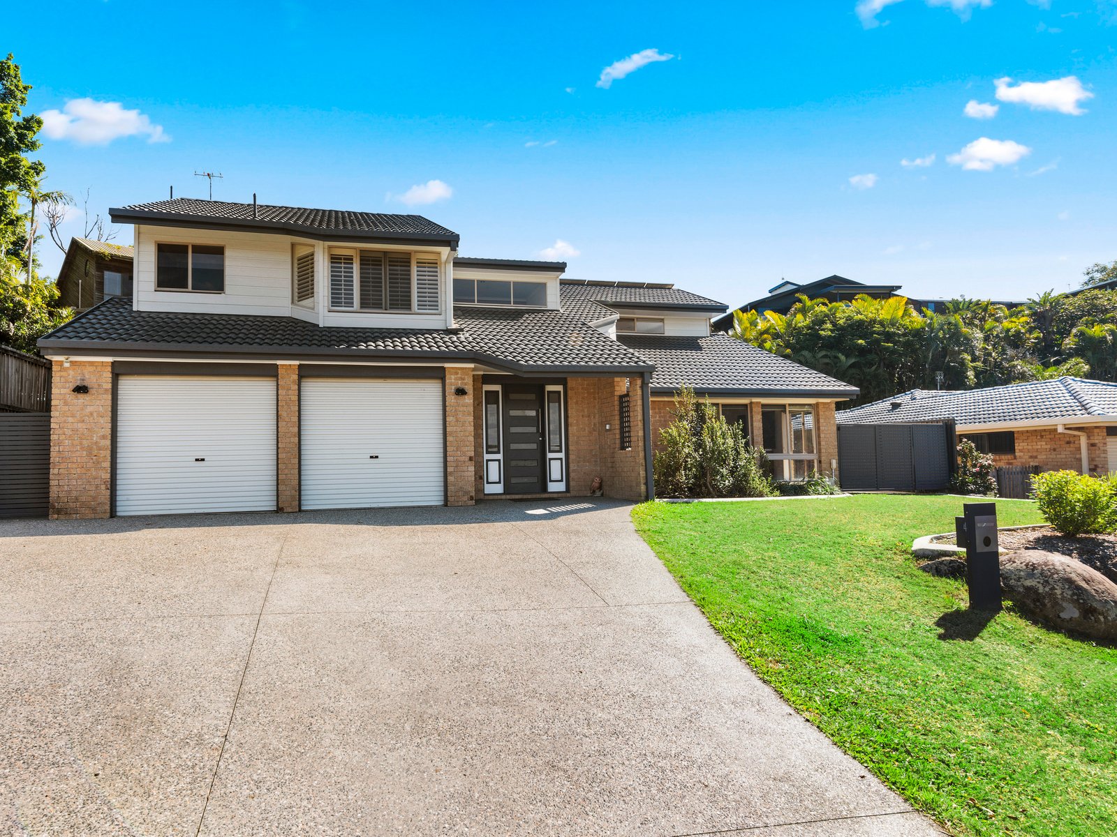 4 Applecross Way ELANORA 8