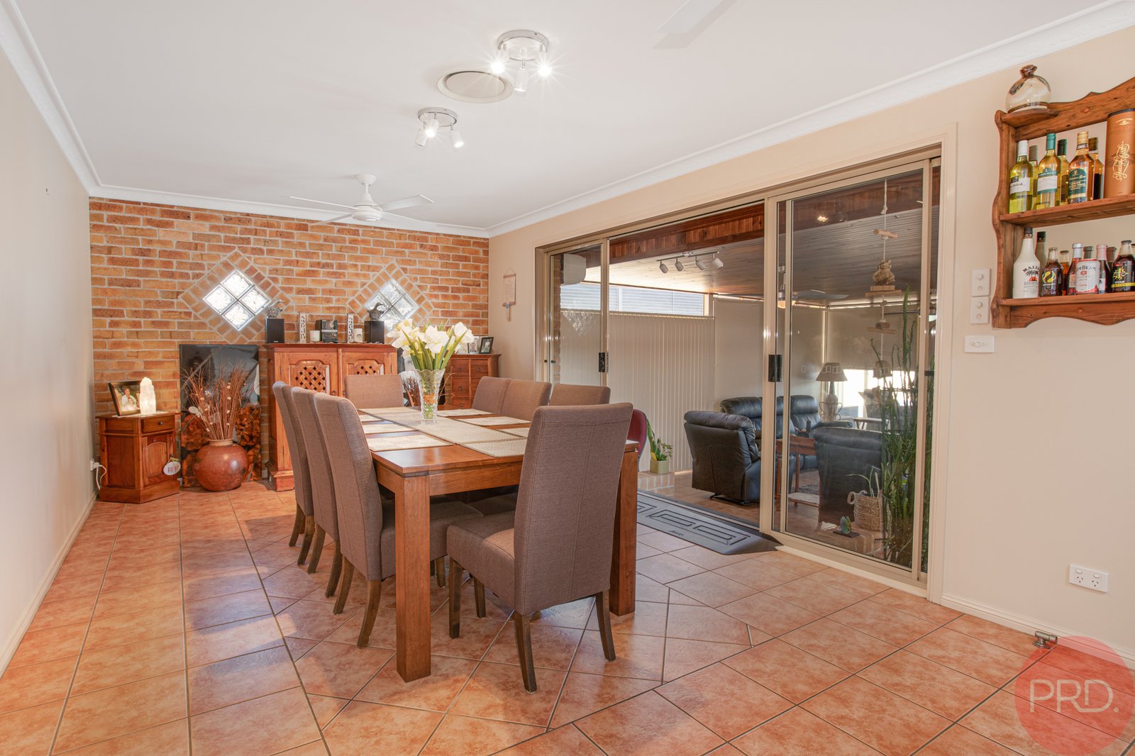 4 Appletree Avenue ABERGLASSLYN 7