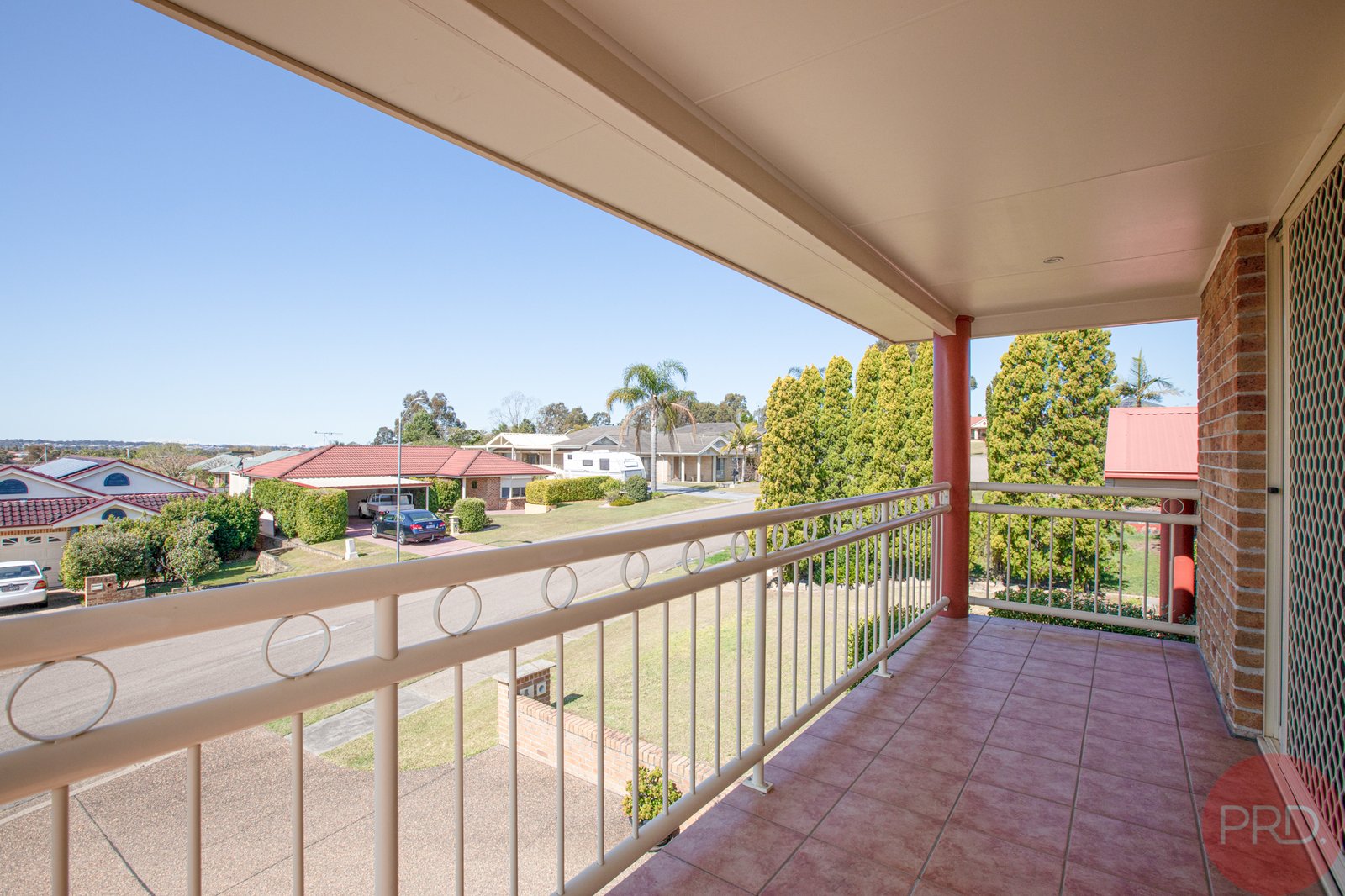 4 Appletree Avenue ABERGLASSLYN 9