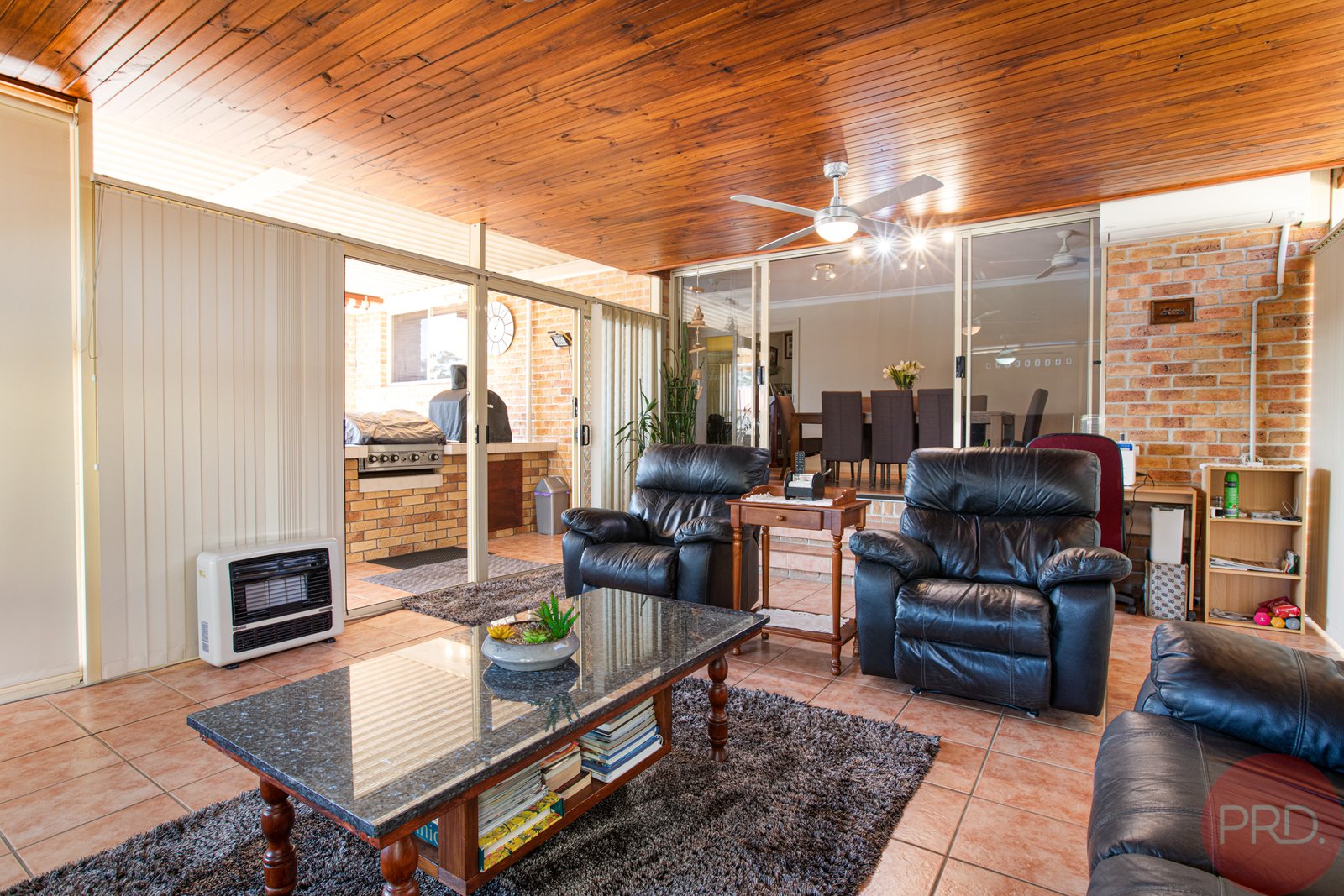 4 Appletree Avenue ABERGLASSLYN 15