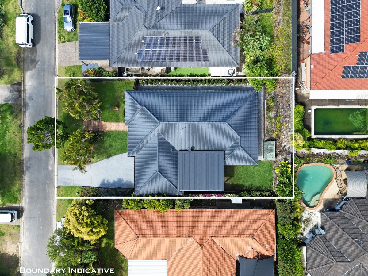 4 Arbury Hill Close Burleigh Heads 24