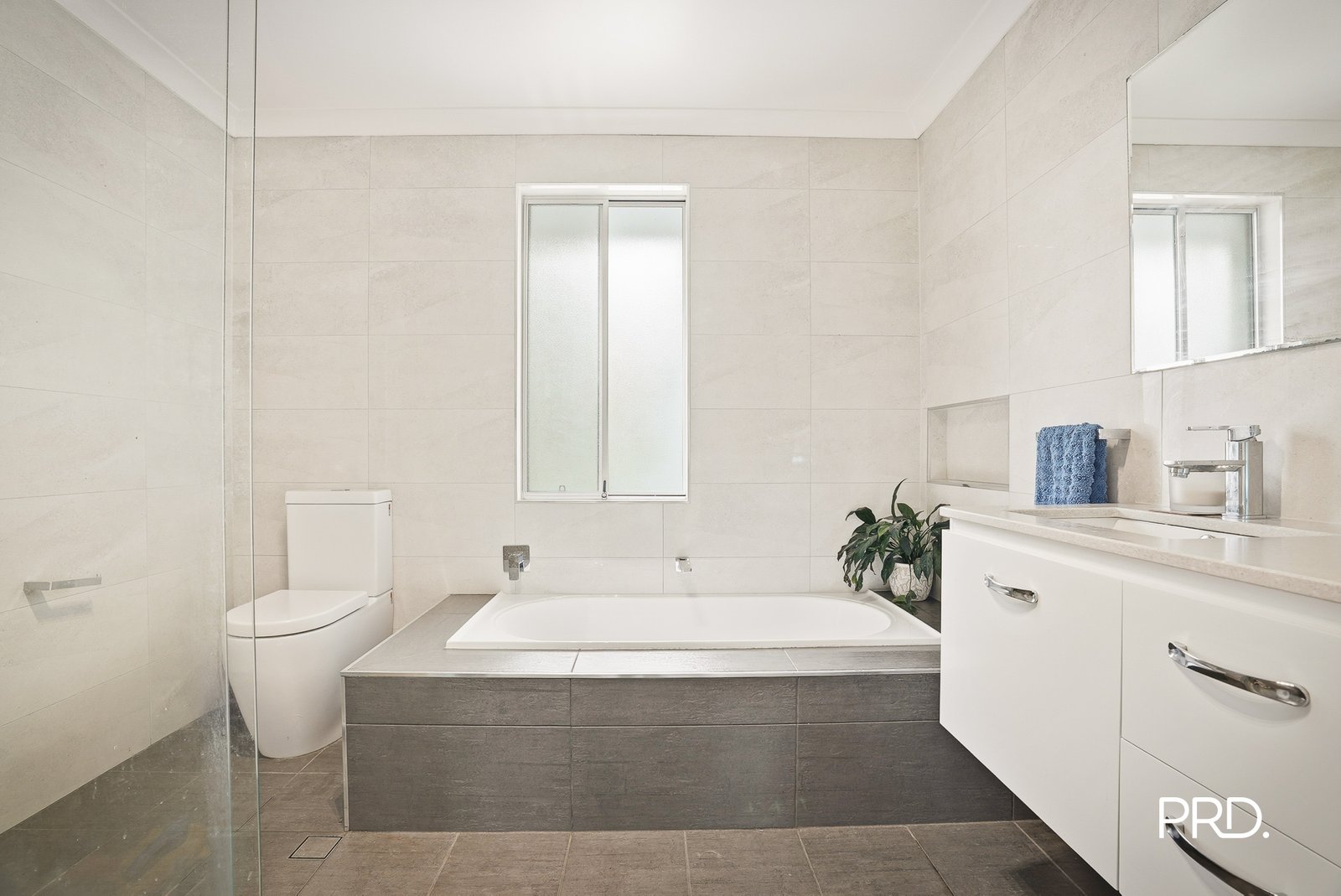 4 Argyle Pl  Emu Plains 8