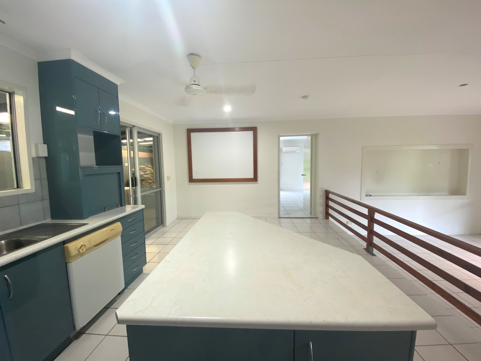 4 Arundel Court CANNONVALE 14