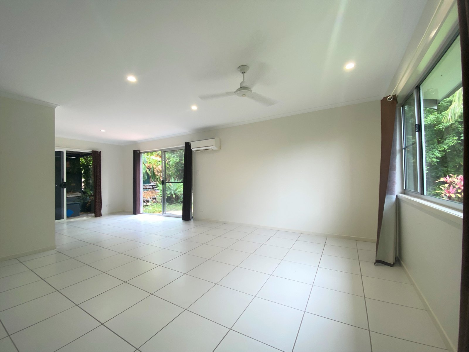 4 Arundel Court CANNONVALE 17