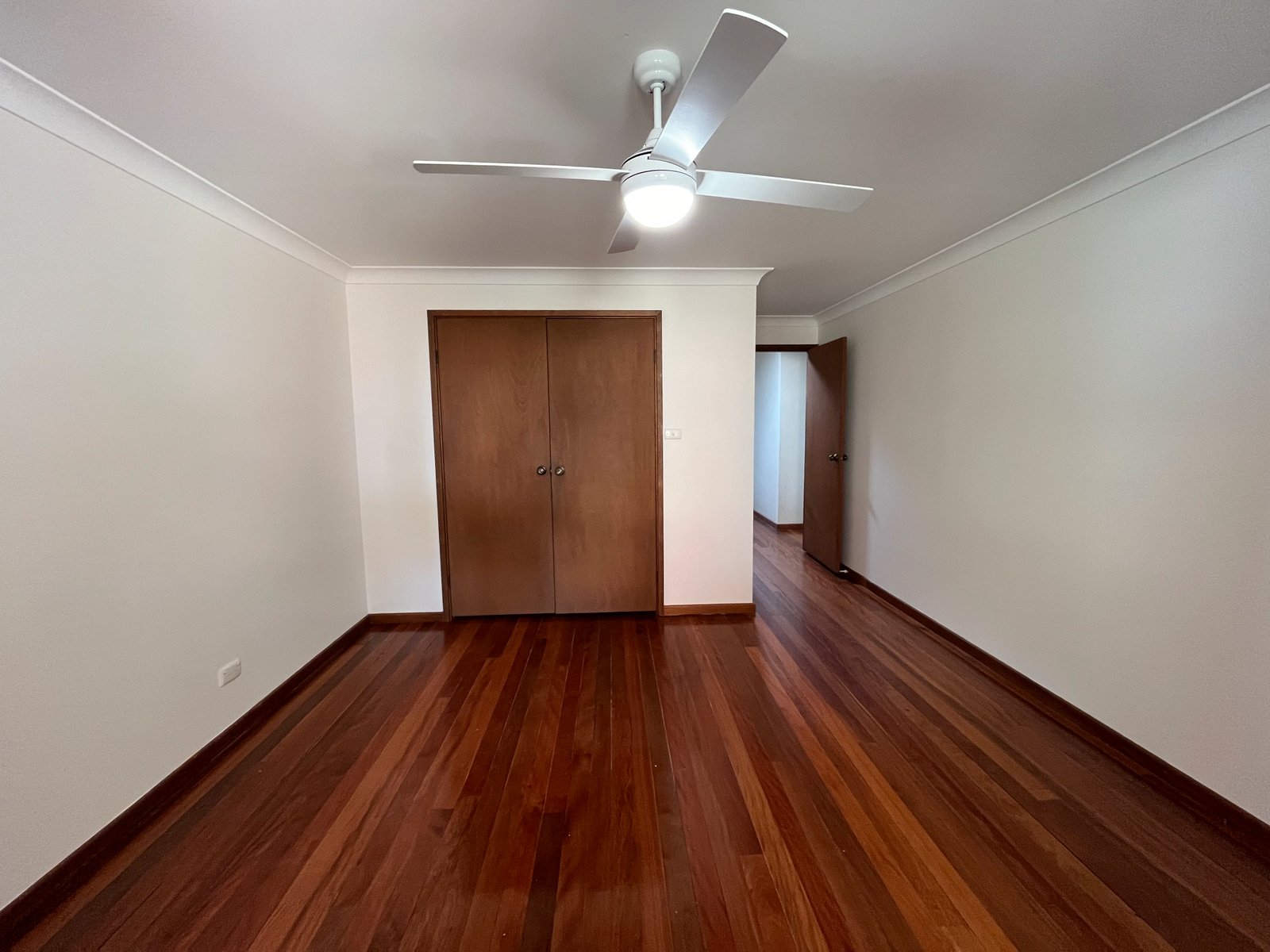 4 Arunta Place EAST TAMWORTH 8