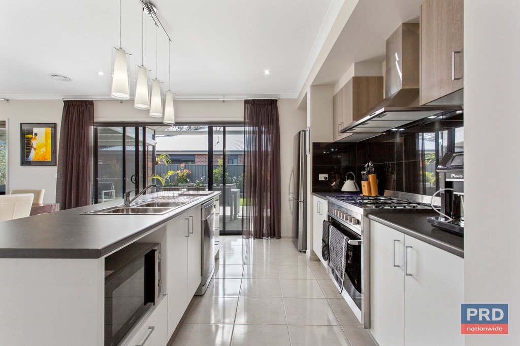 4 Atherton Street HUNTLY 12