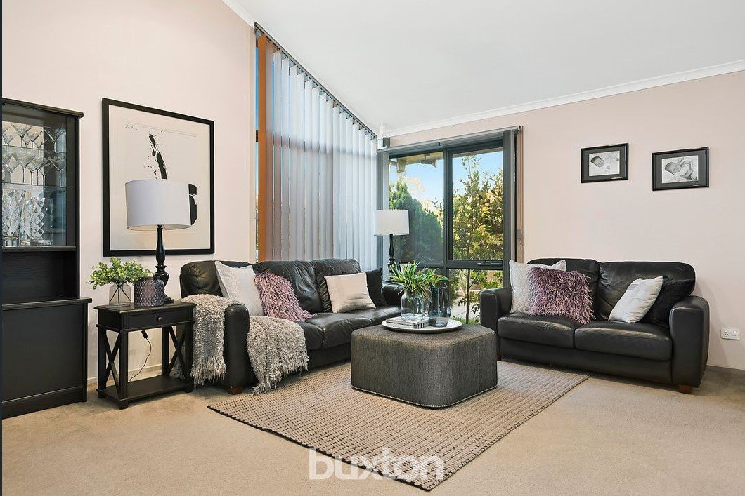 Gallery: 4 Attenborough Court