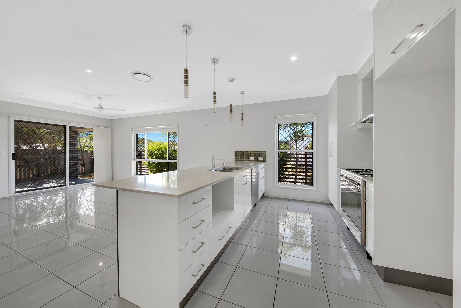 4 Aurora Road TANNUM SANDS 2