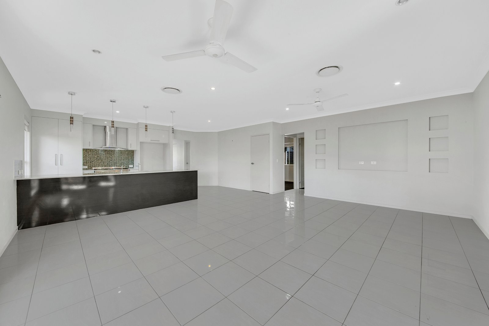 4 Aurora Road TANNUM SANDS 3