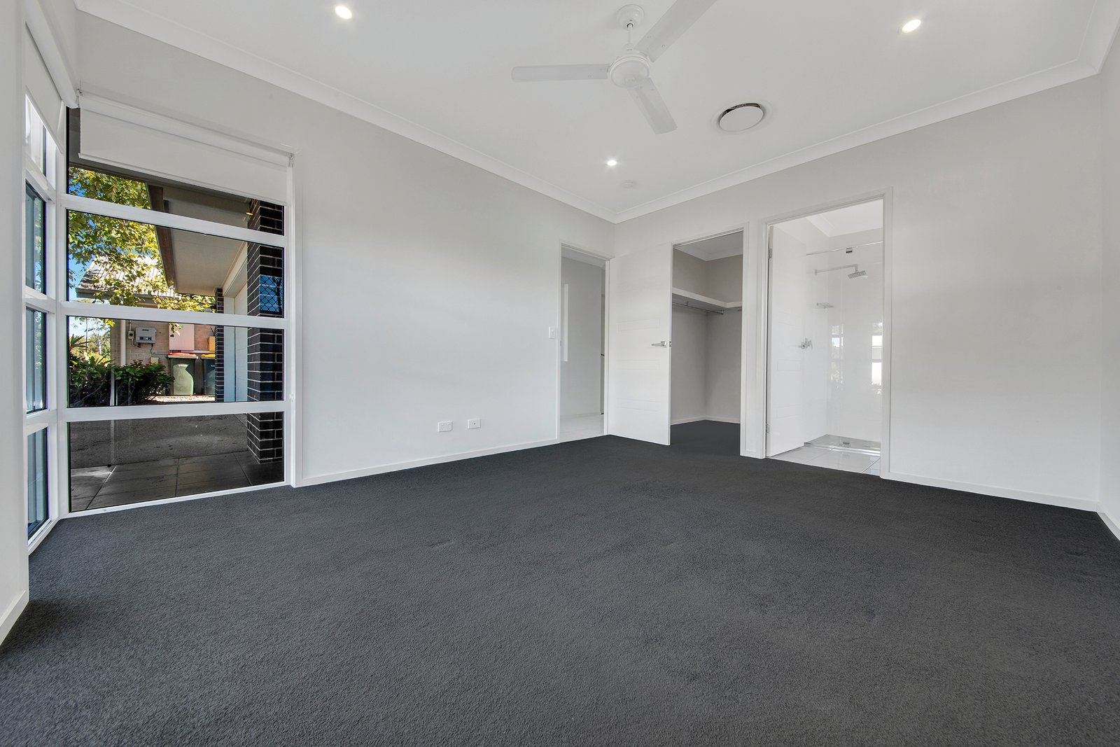 4 Aurora Road TANNUM SANDS 4