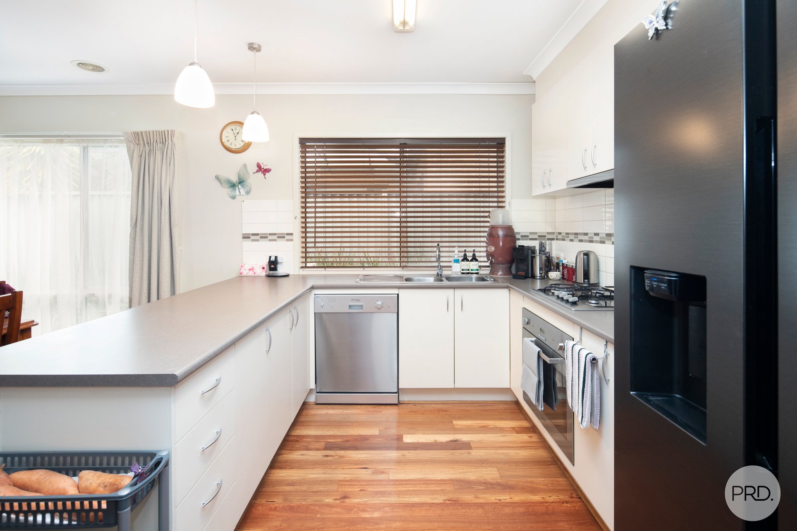 4 Avenwood Close CANADIAN 4