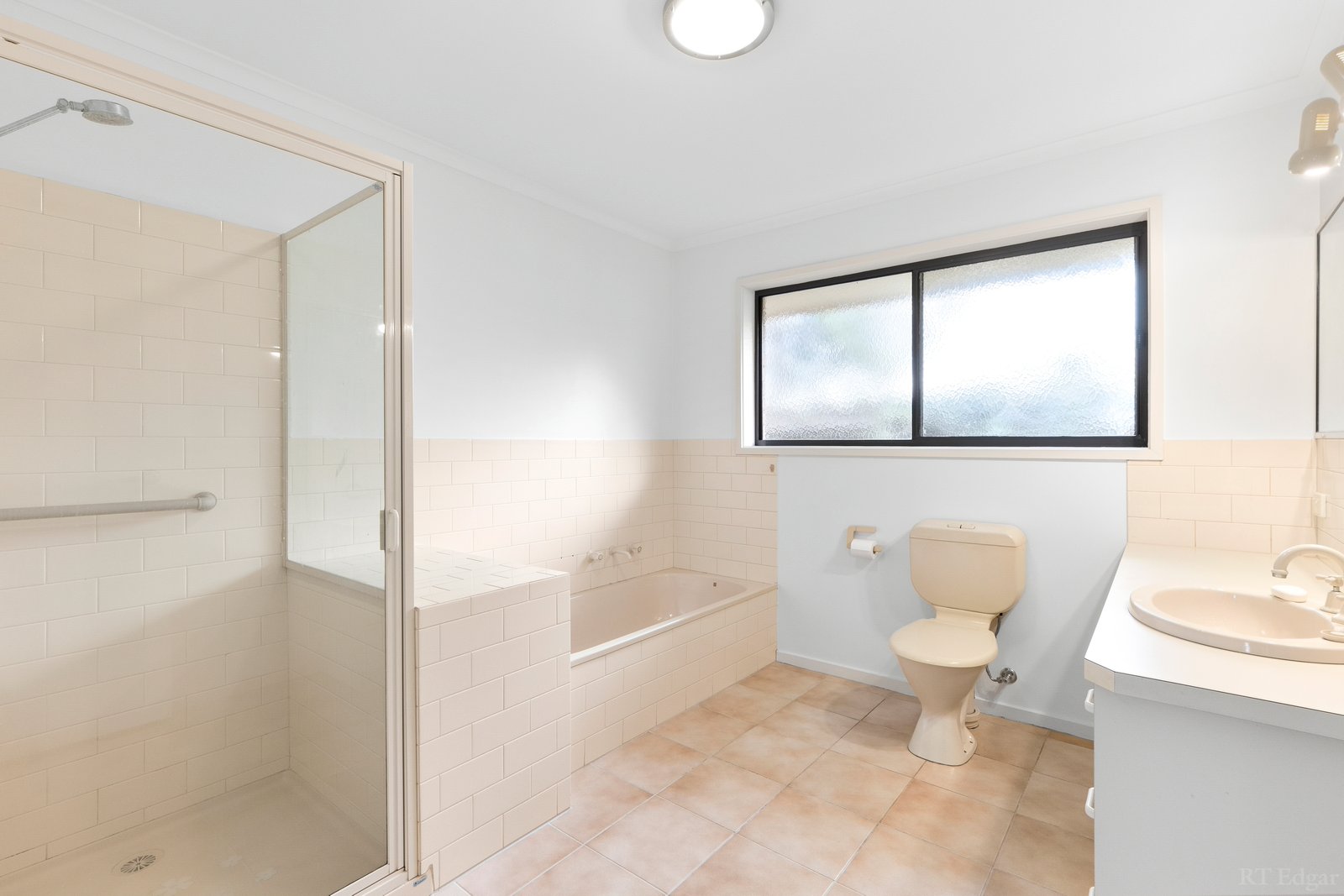 Real Estate and Property in 4 Avon Court, Ocean Grove, VIC