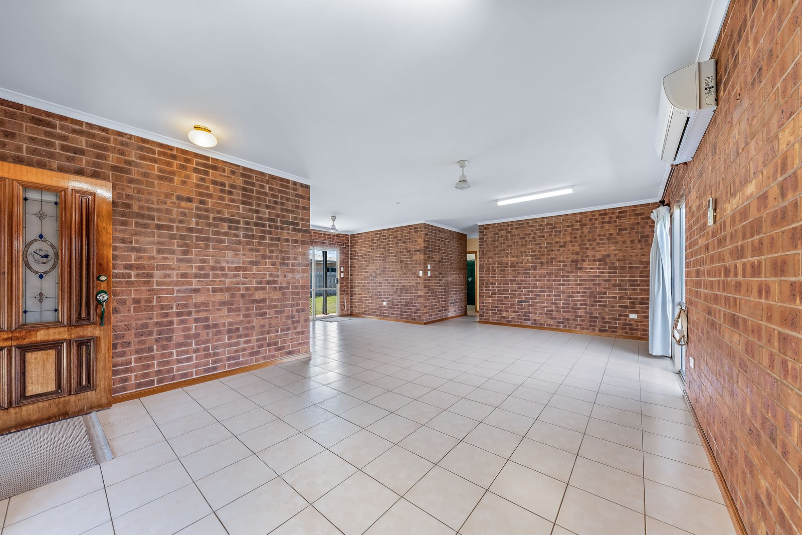 4 Badilla Crescent PROSERPINE 6