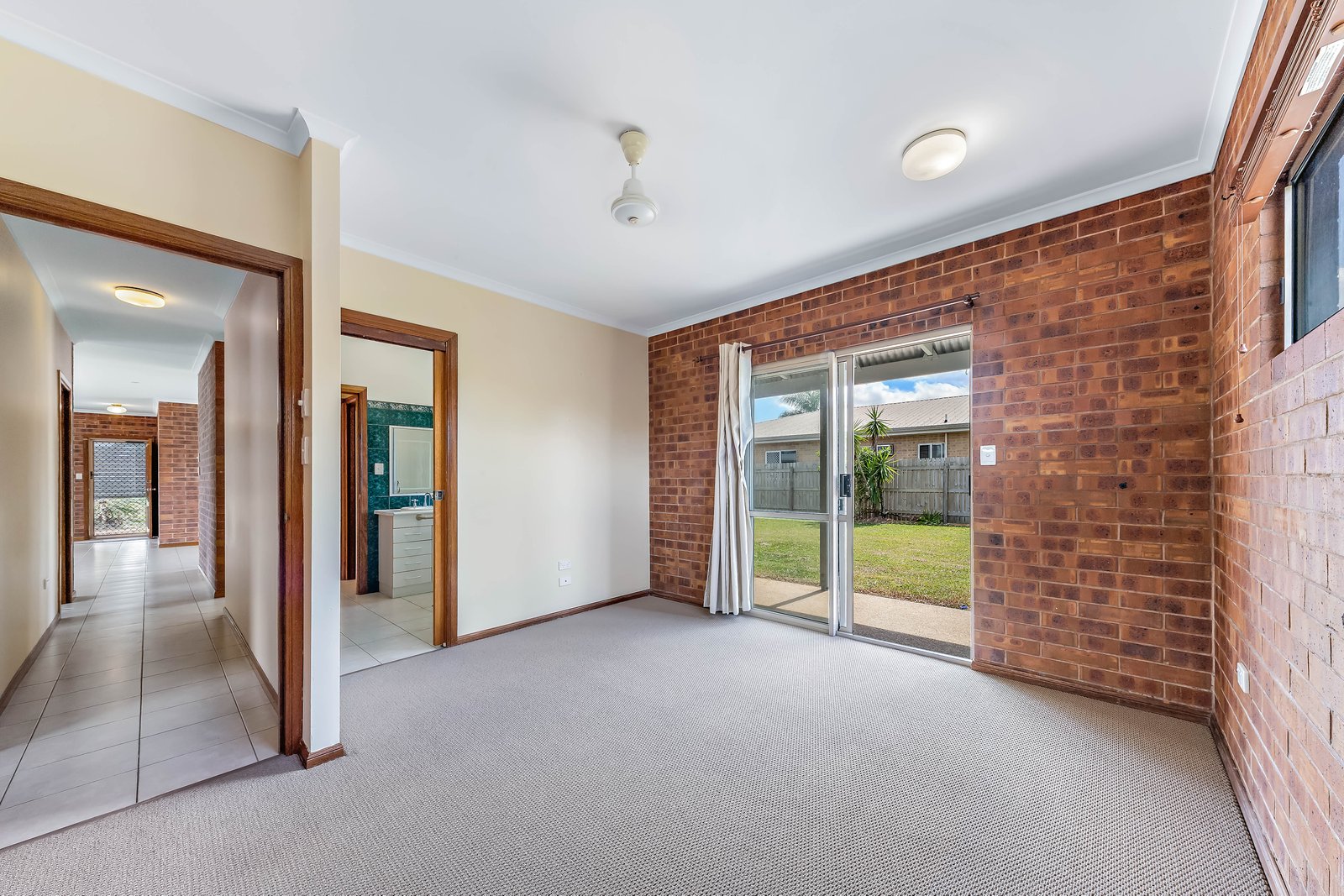 4 Badilla Crescent PROSERPINE 9