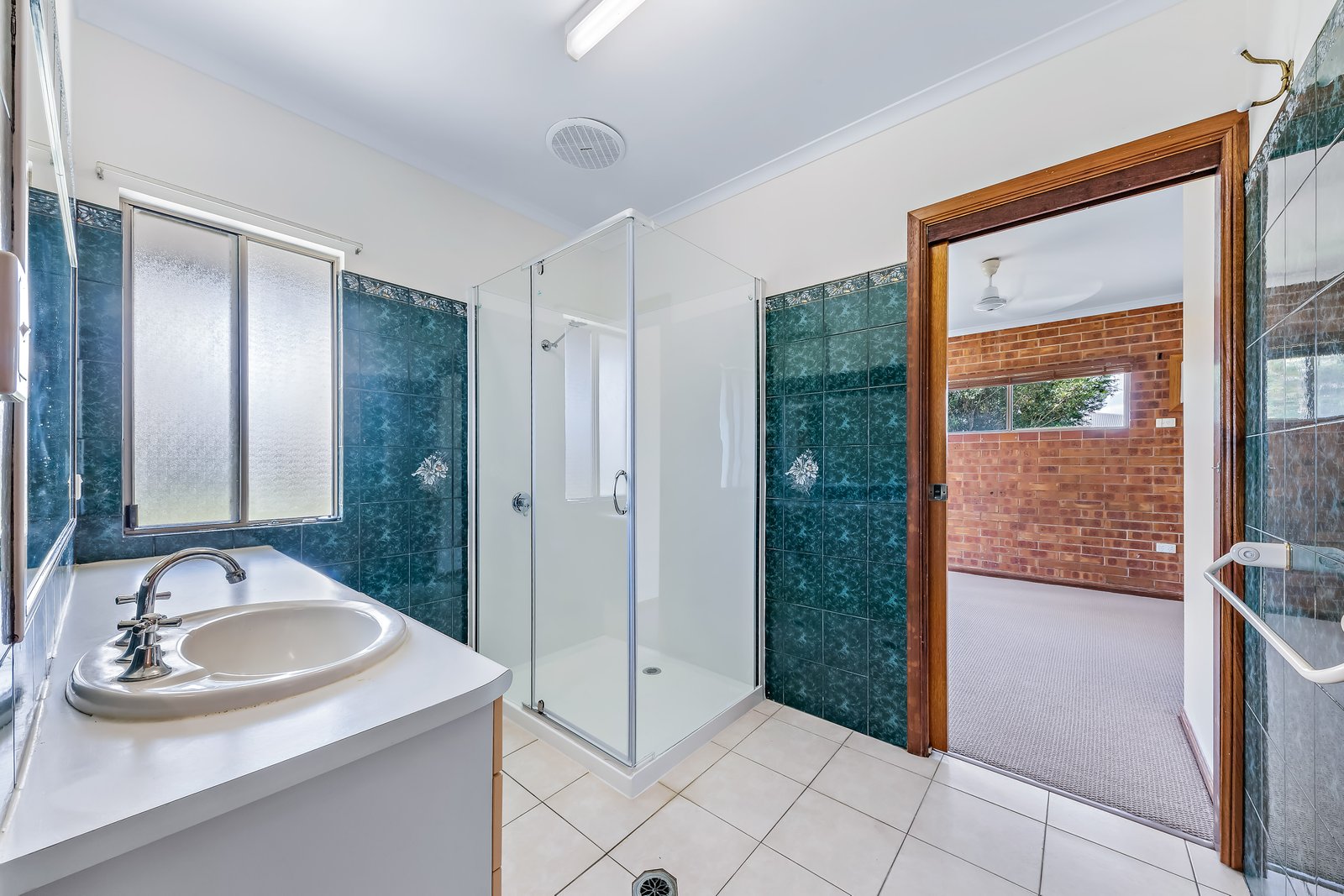 4 Badilla Crescent PROSERPINE 12
