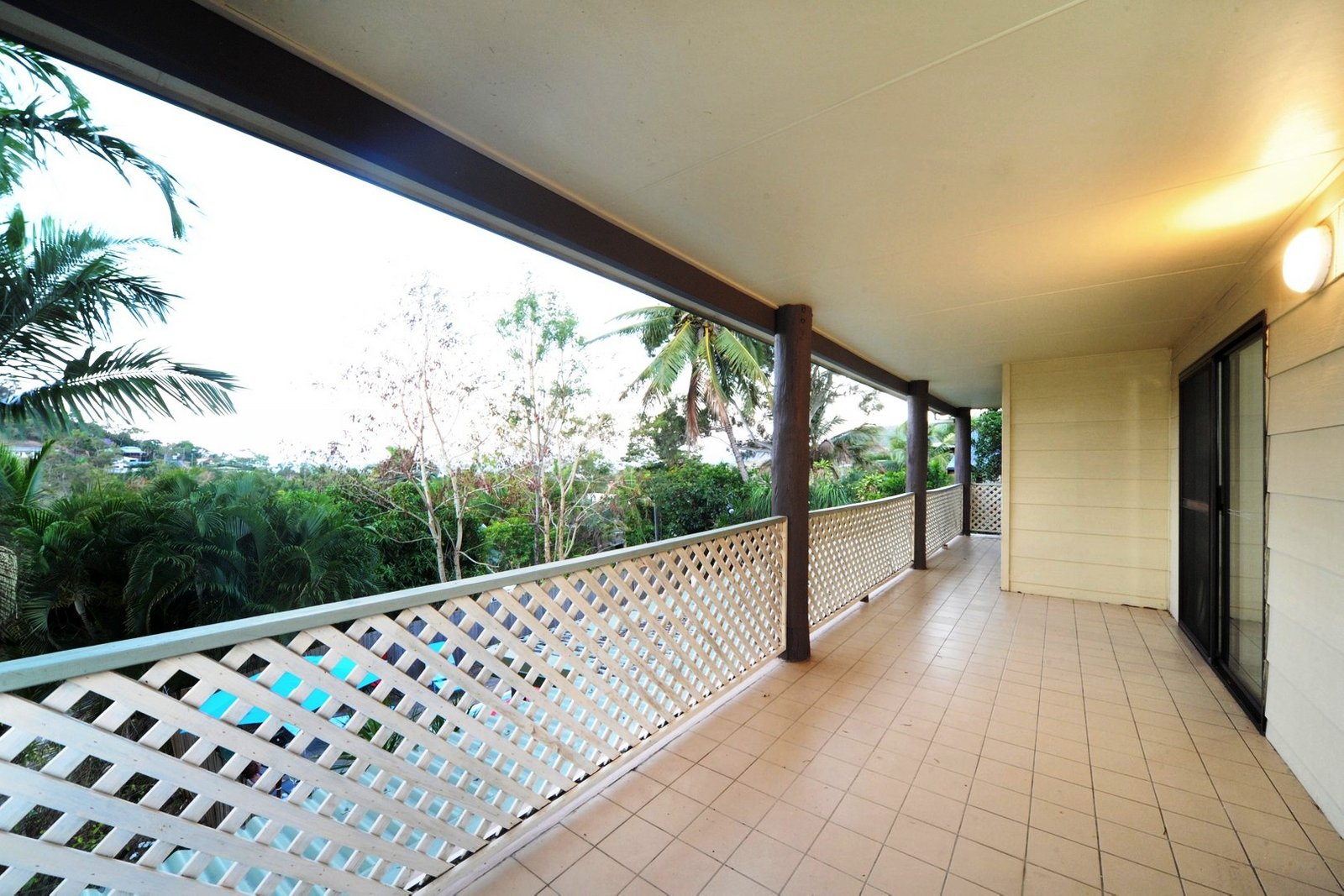 4 Balaka Street CANNONVALE 2