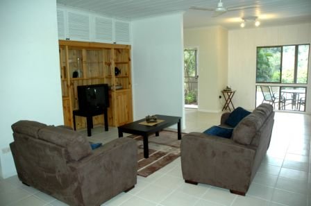 4 Balaka Street CANNONVALE 12