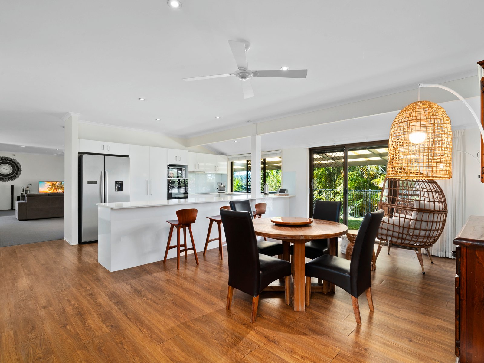 4 Ballidu Close ELANORA 2