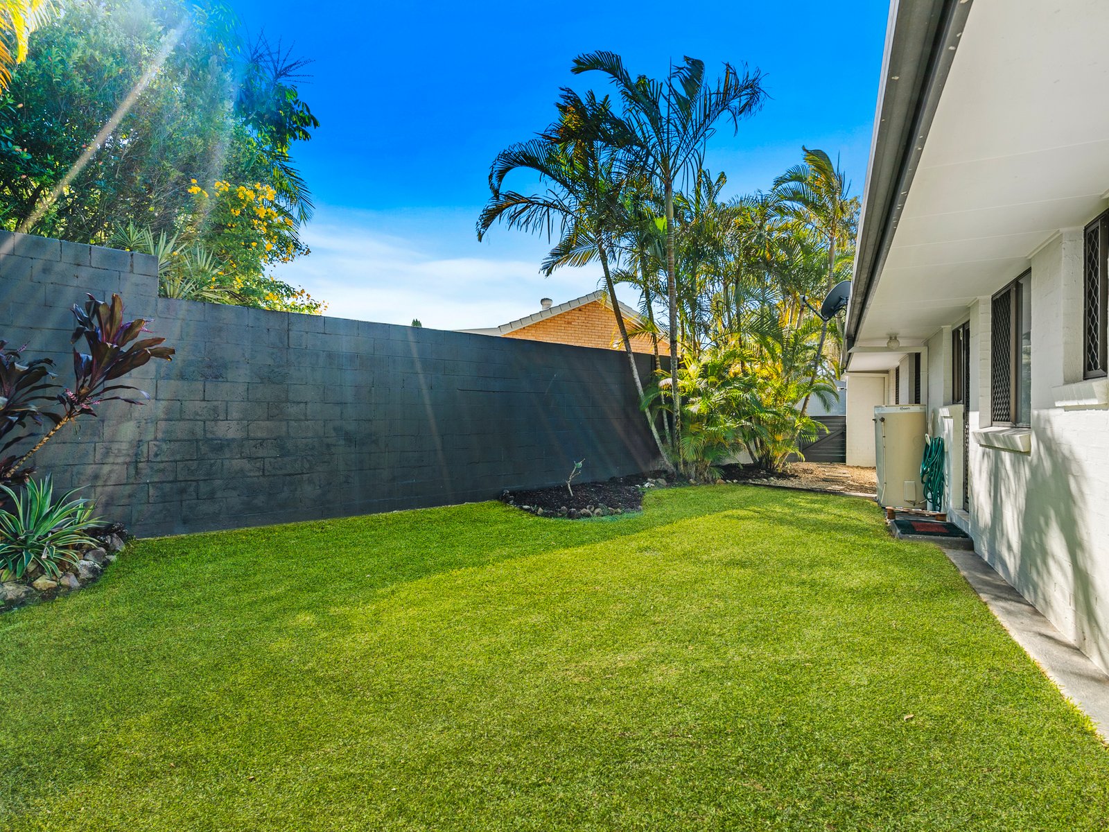 4 Ballidu Close ELANORA 10