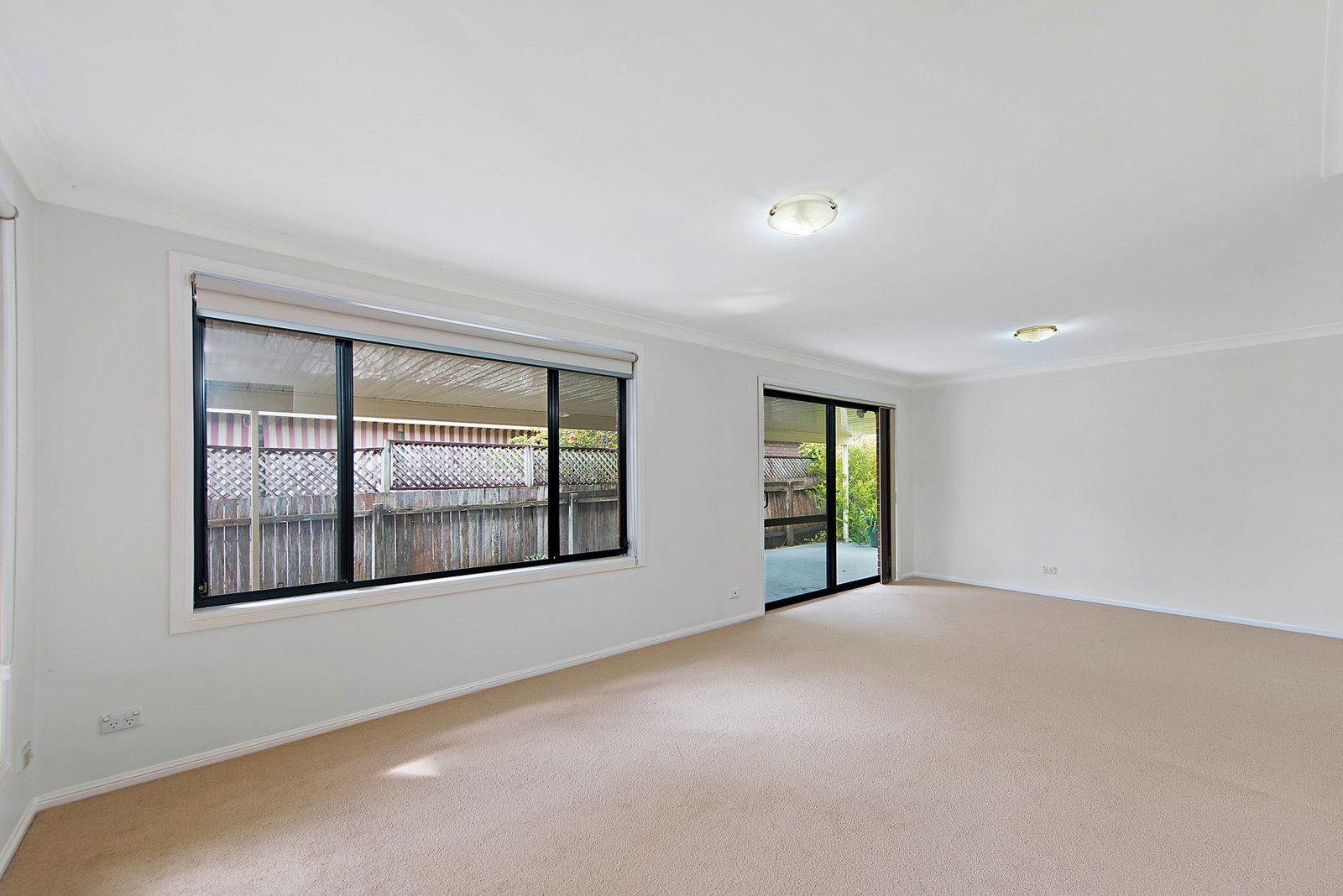 4 Banks Street LAKEWOOD 2