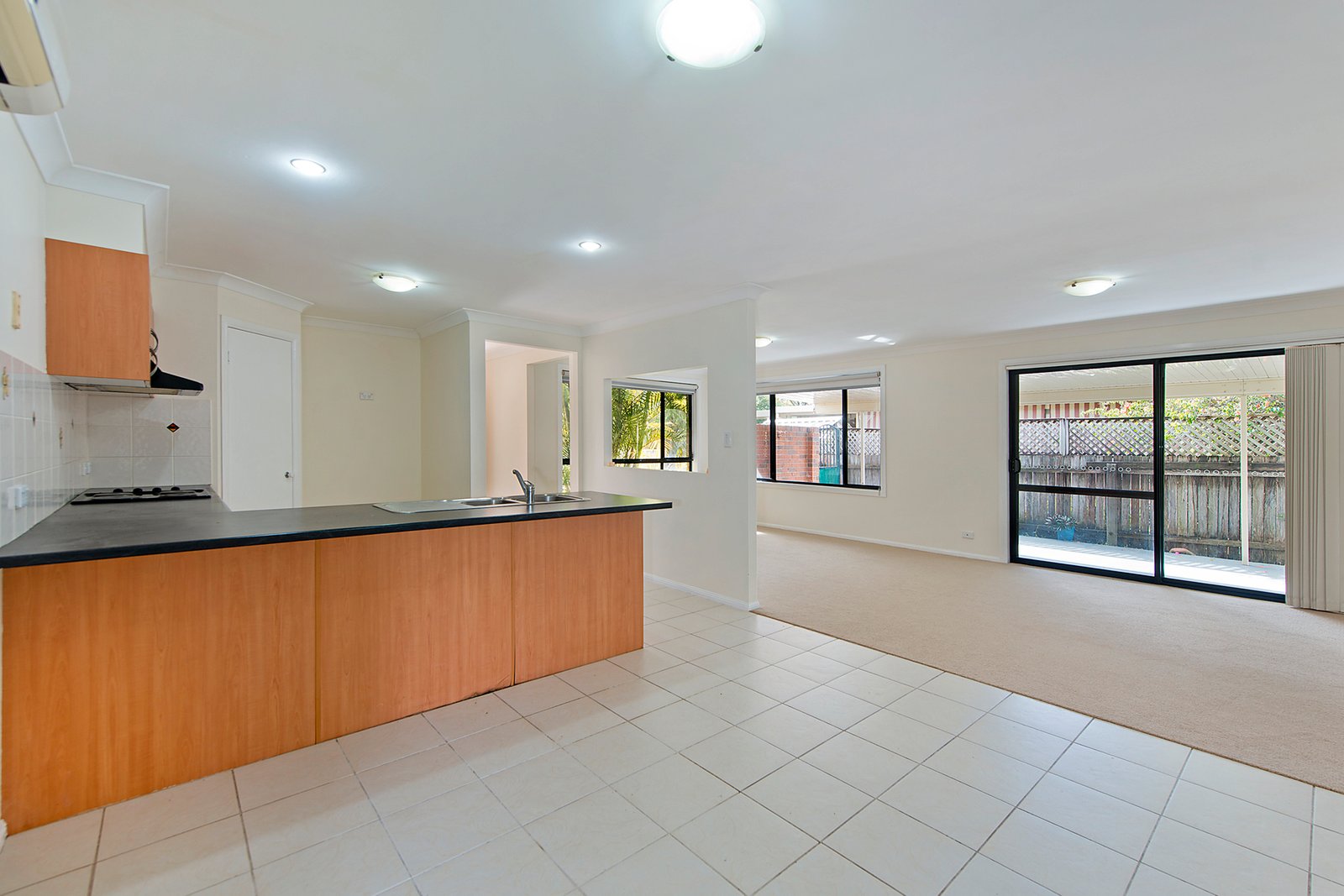 4 Banks Street LAKEWOOD 5