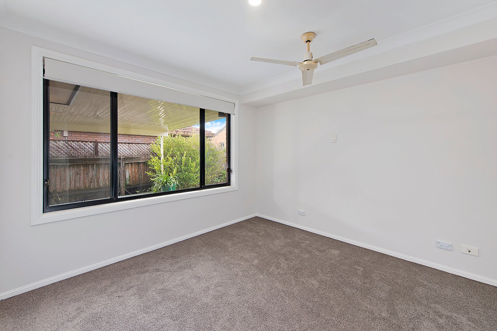 4 Banks Street LAKEWOOD 7