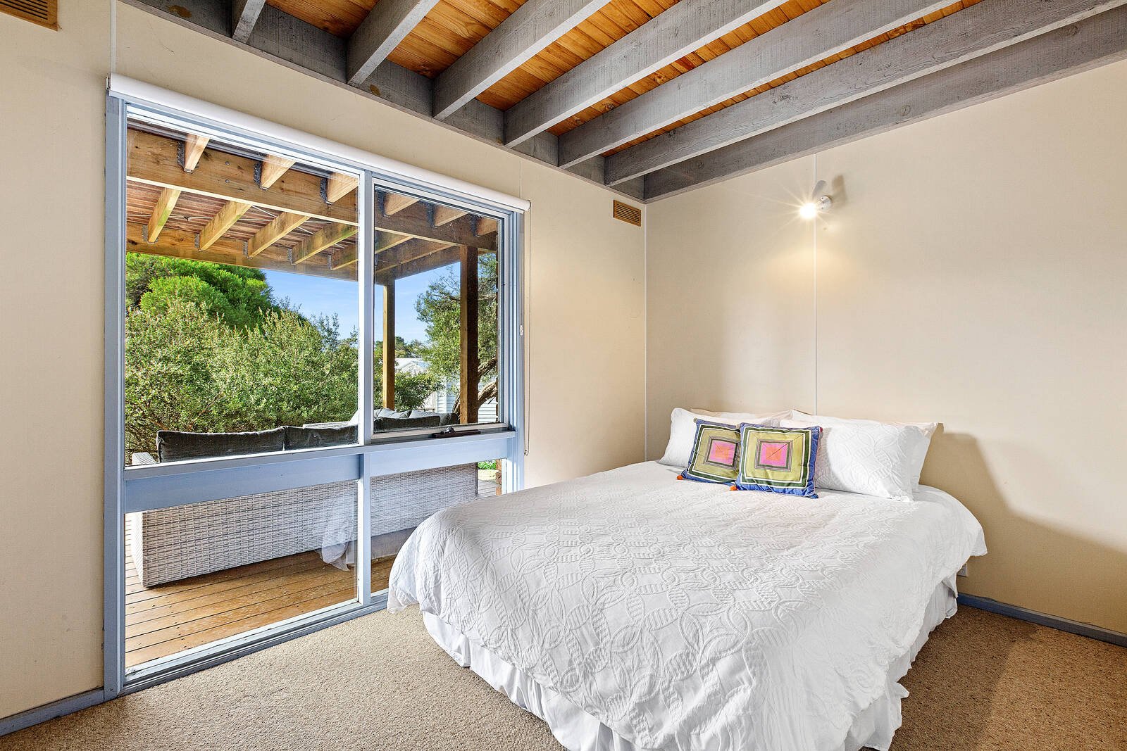 Real Estate and Property in 4 Banksia Grove, Sorrento, VIC