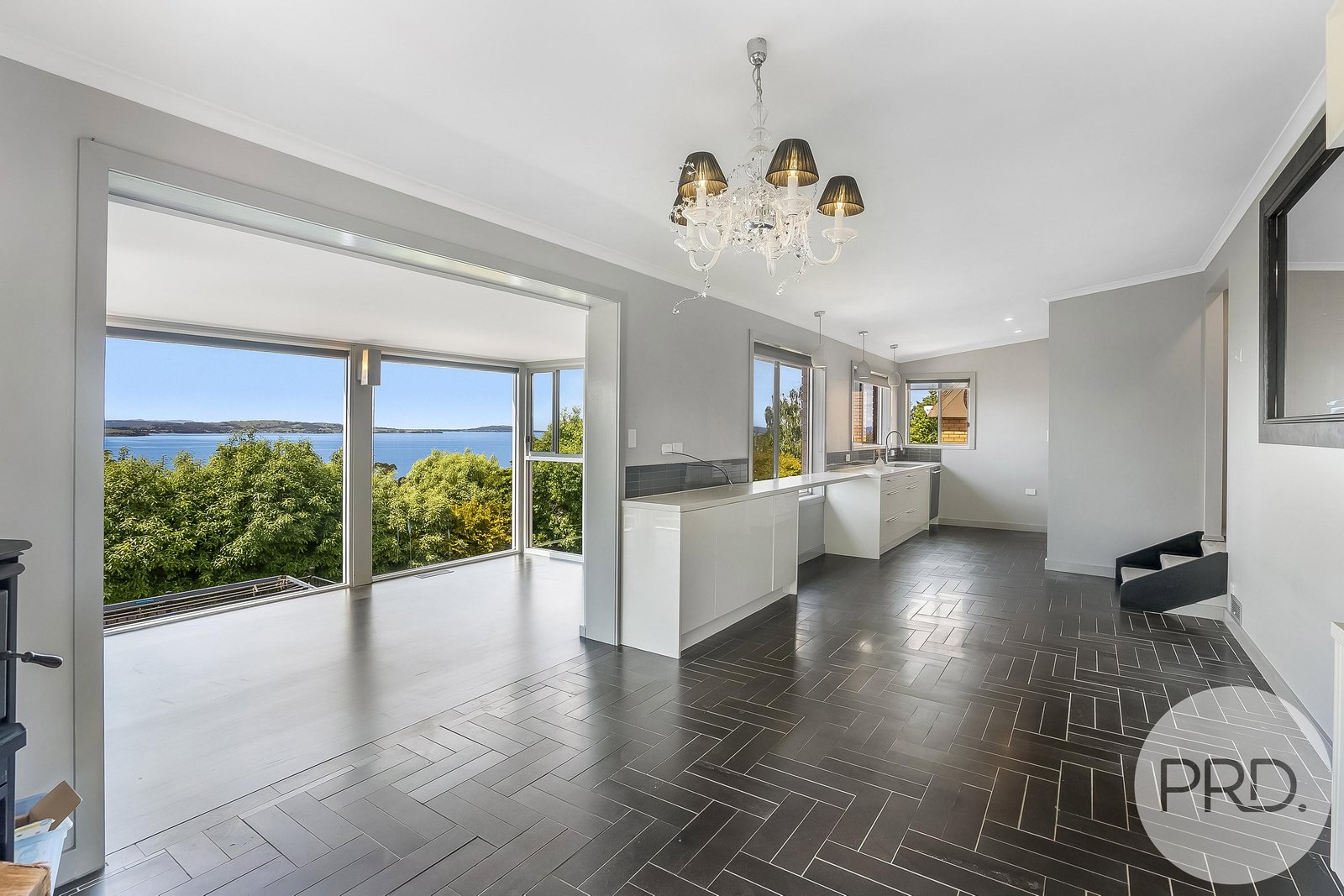 4 Baringa Road TAROONA 3