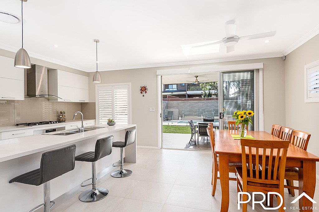 4 Barkl Avenue PADSTOW 4