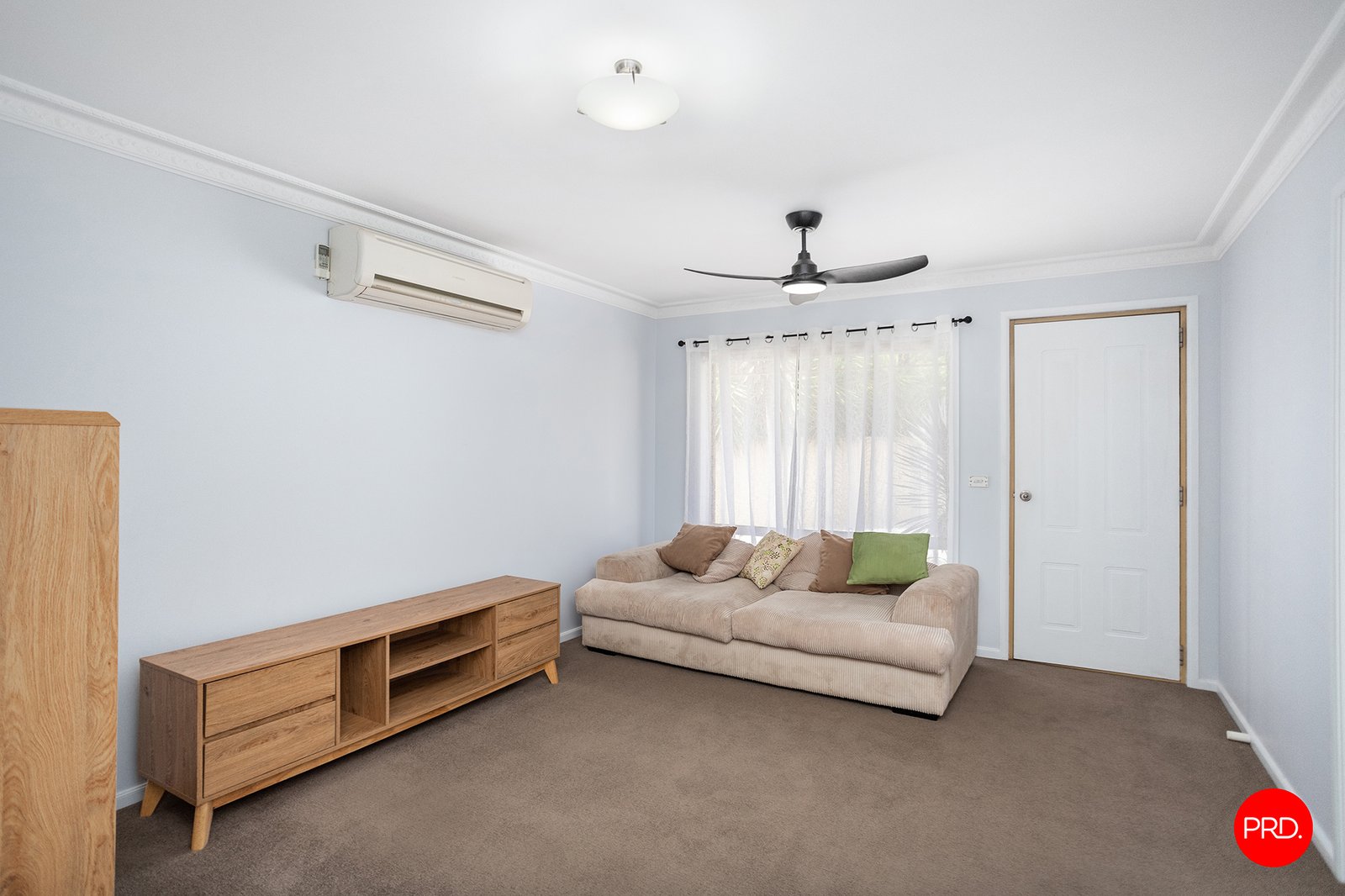 4 Bassett Drive STRATHFIELDSAYE 9