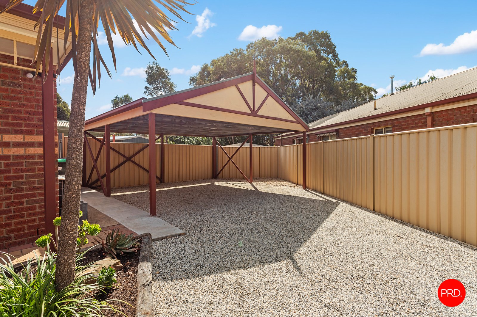 4 Bassett Drive STRATHFIELDSAYE 21