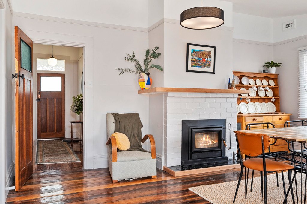 4 Bayswater Road MOONAH 8